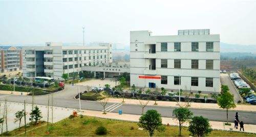 热烈祝贺我公司在湖南长沙财经学校自助电吹风安装验收成功