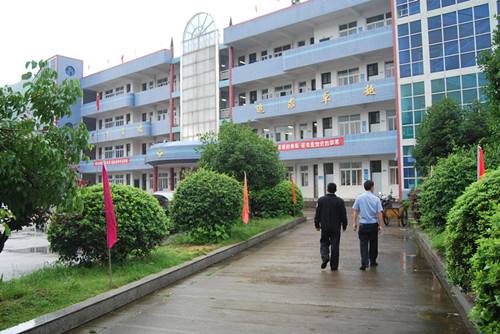 热烈祝贺我公司三门县珠岙中学安装完毕